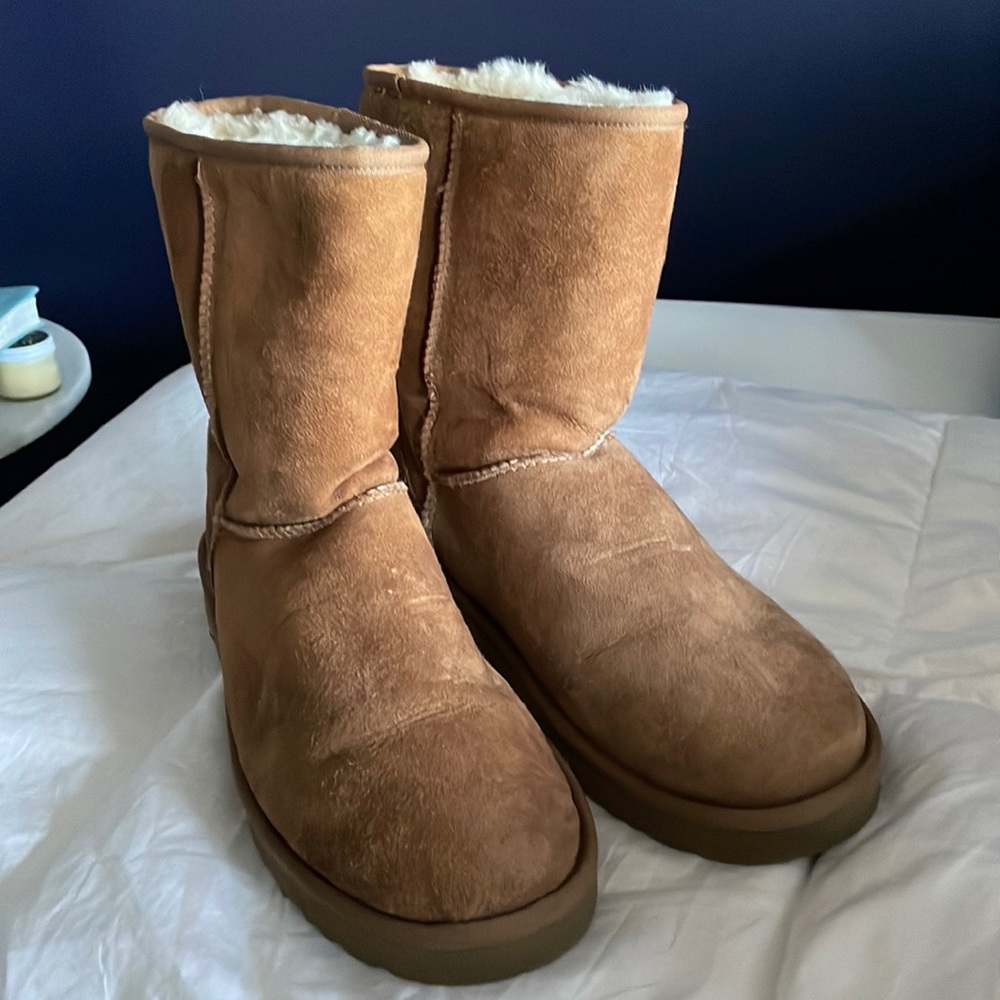 Almost new Uggs! Size 12